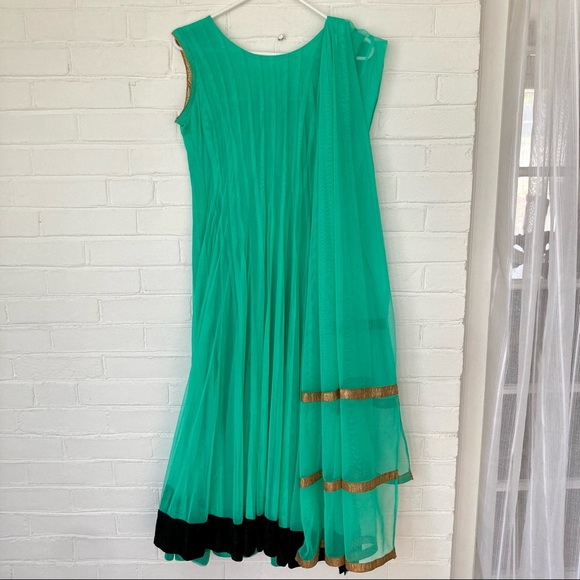 [New] Beautiful Indian Anarkali - Picture 2 of 5